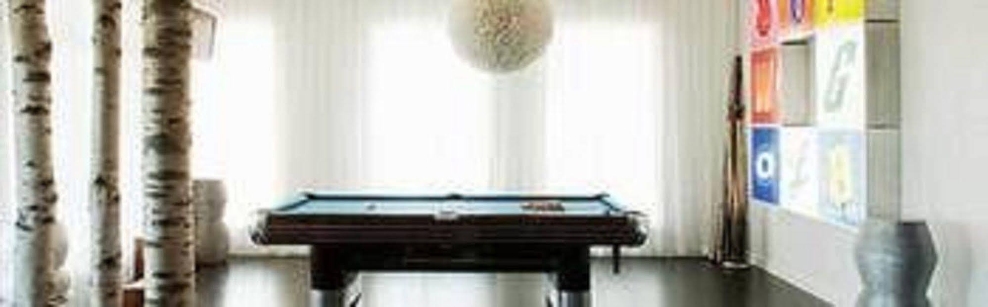 Bungalow Hotel 5* Long Branch