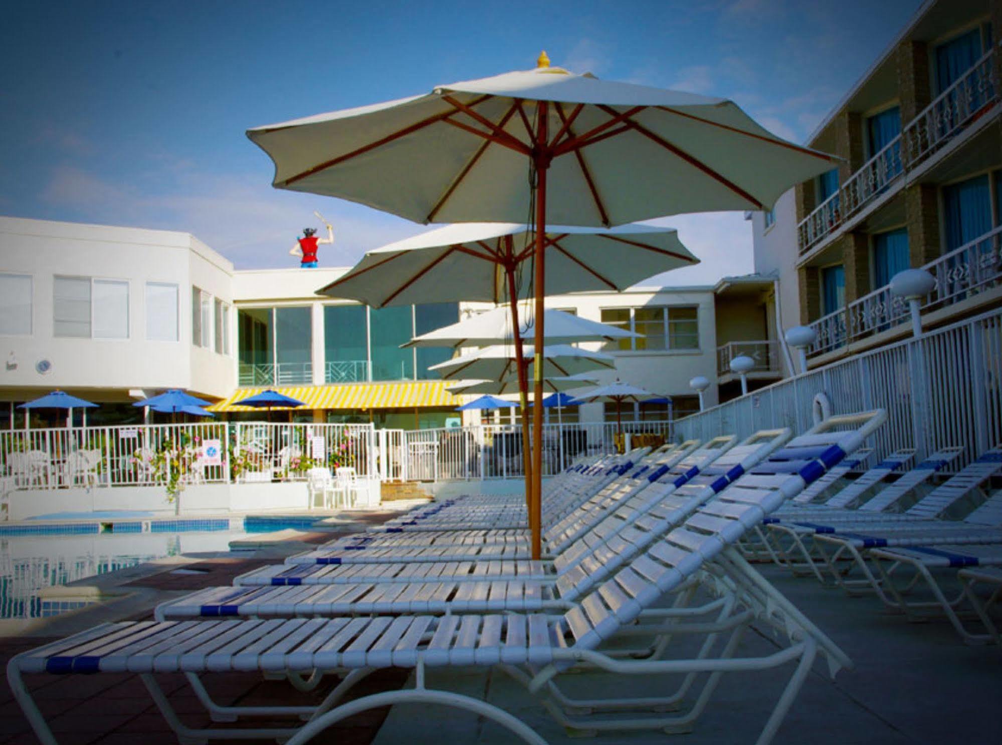 The Jolly Roger Wildwood Crest