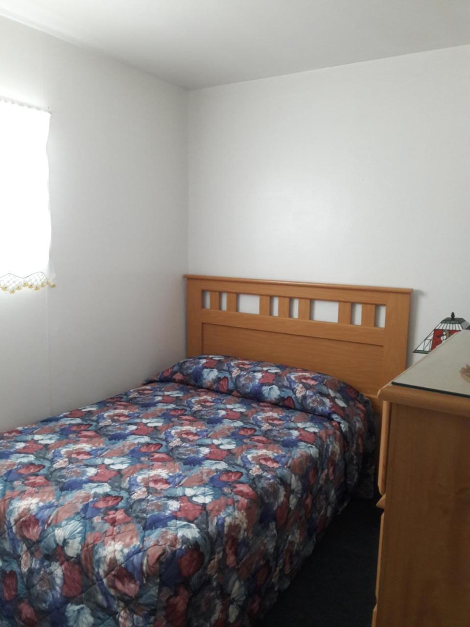 Suitcase & Travel Motel