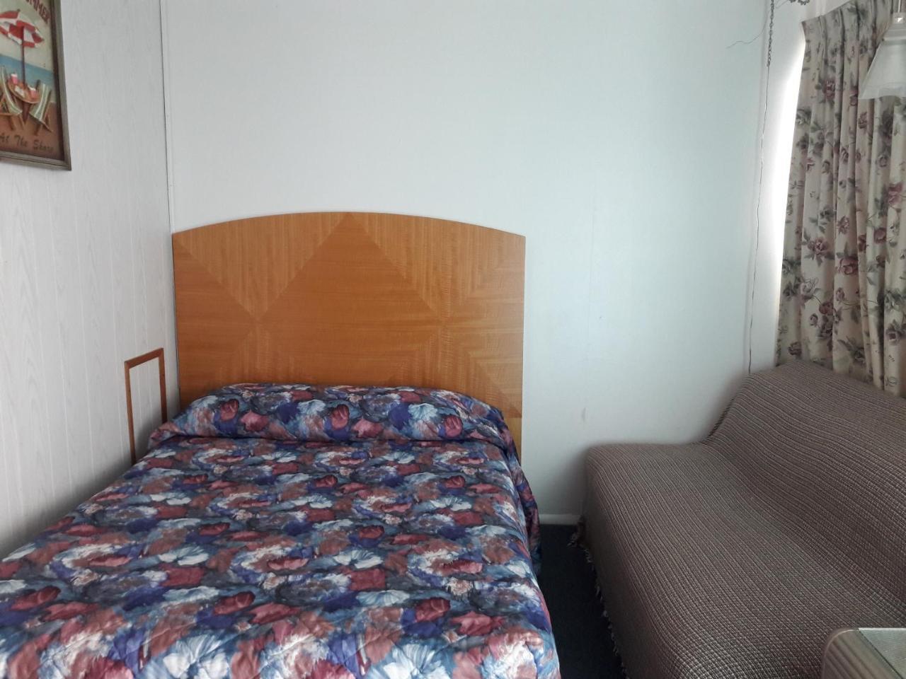 Motel Suitcase & Travel North Wildwood