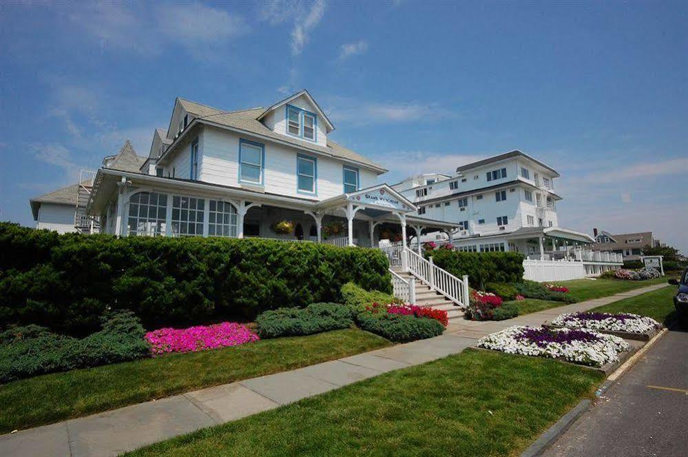 Grand Victorian Spring Hotel 3*