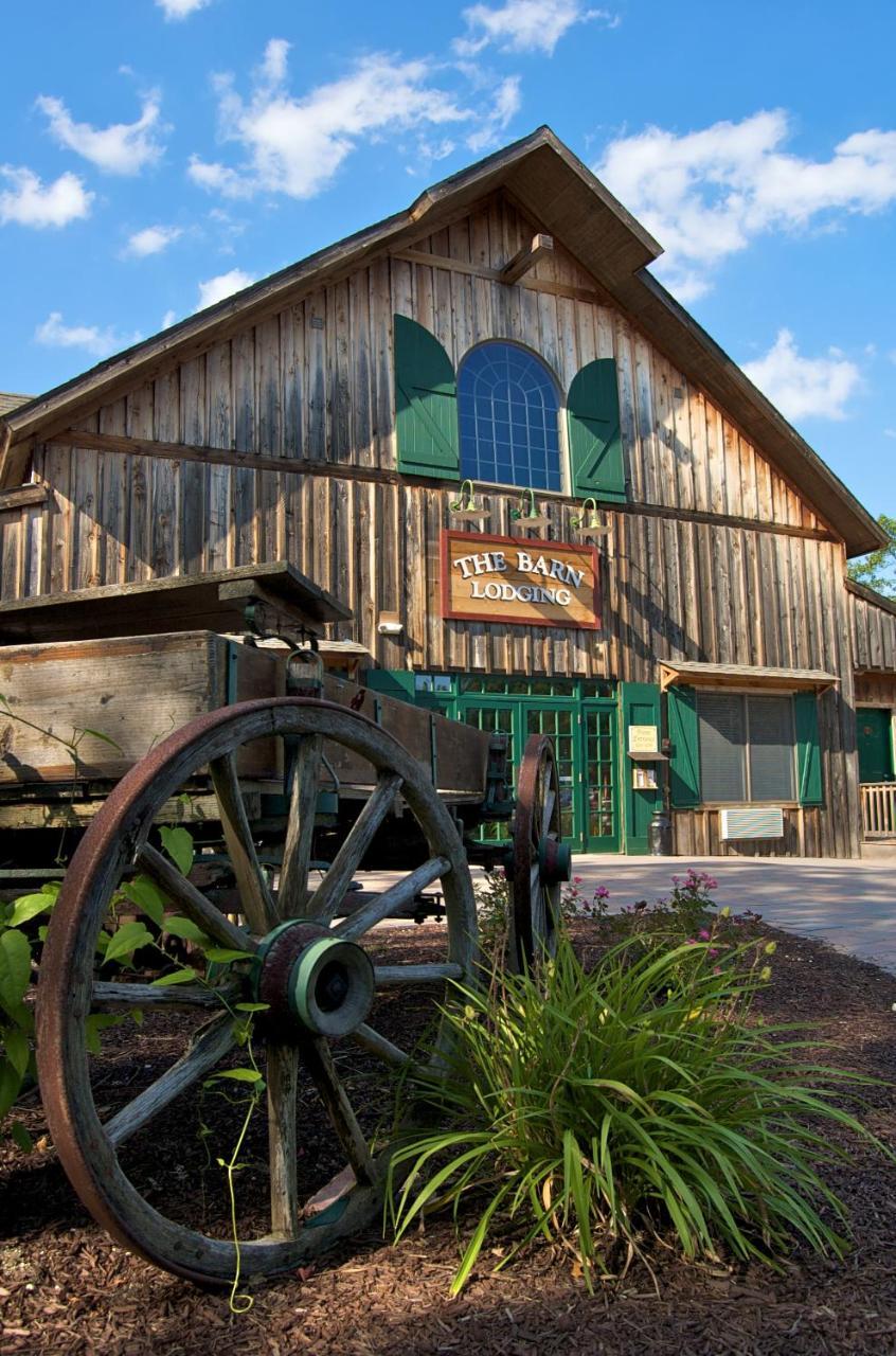 Colonial 4* Smithville