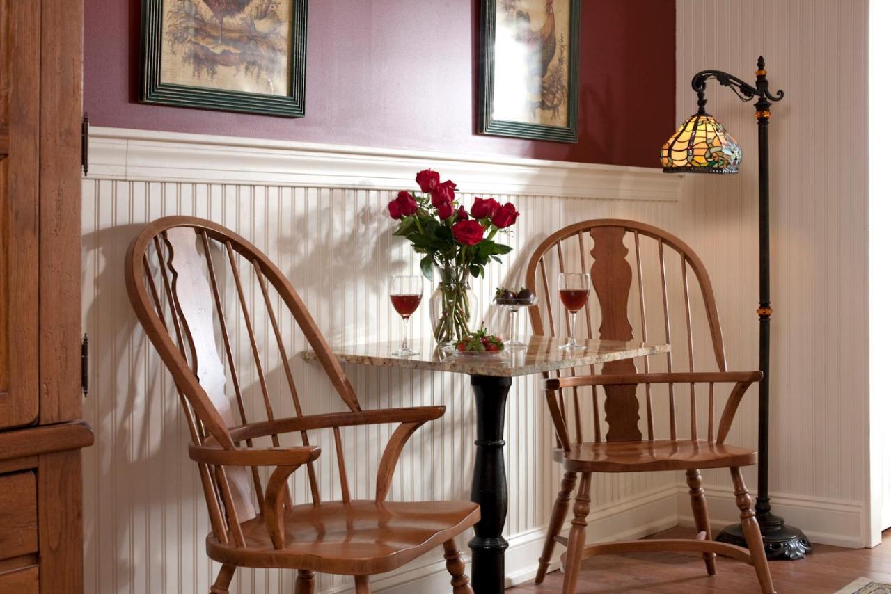 Bed & Breakfast Colonial Smithville