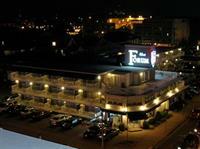 The Forum 3*