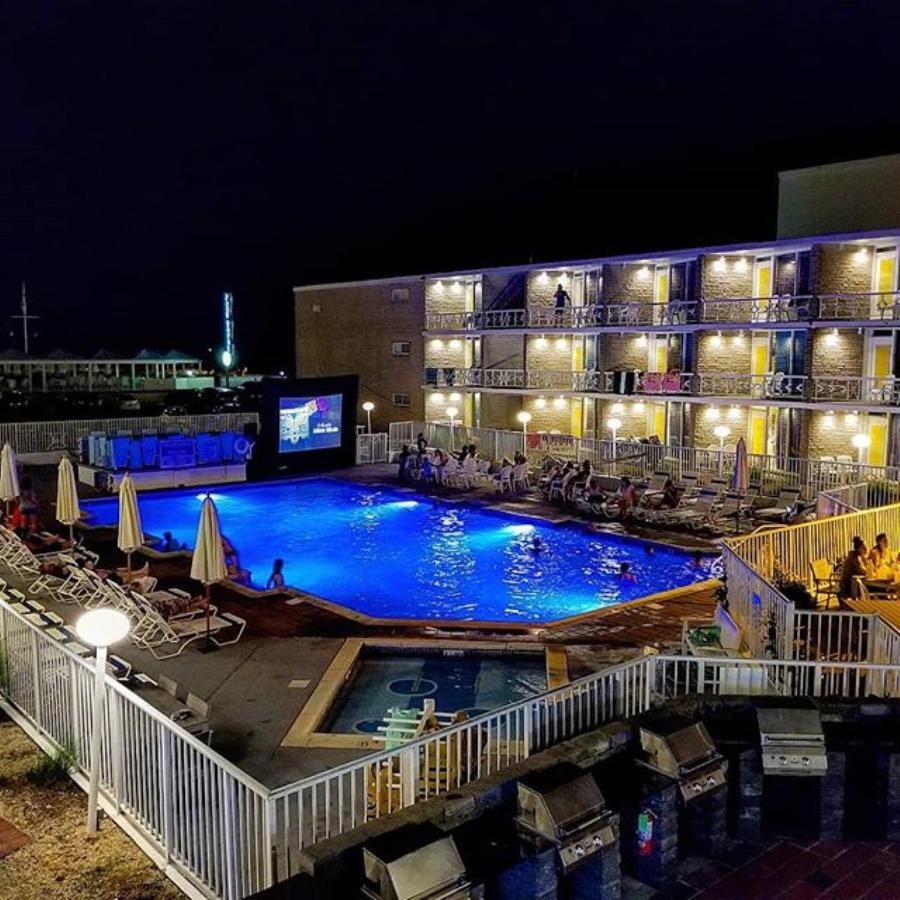 The Jolly Roger Motel