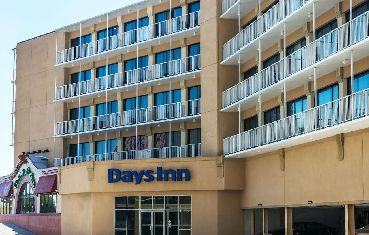 Days By Wyndham Atlantic Oceanfront-boardwalk Hotel 2*