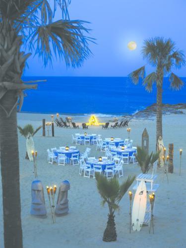Ocean Place & 4*