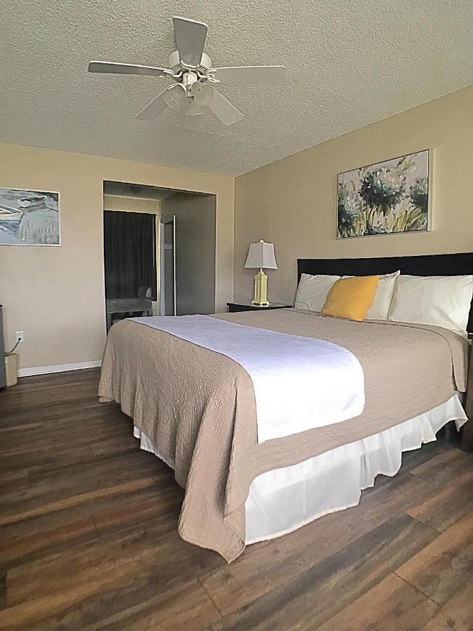 Point Pleasant Manor Motel 3*